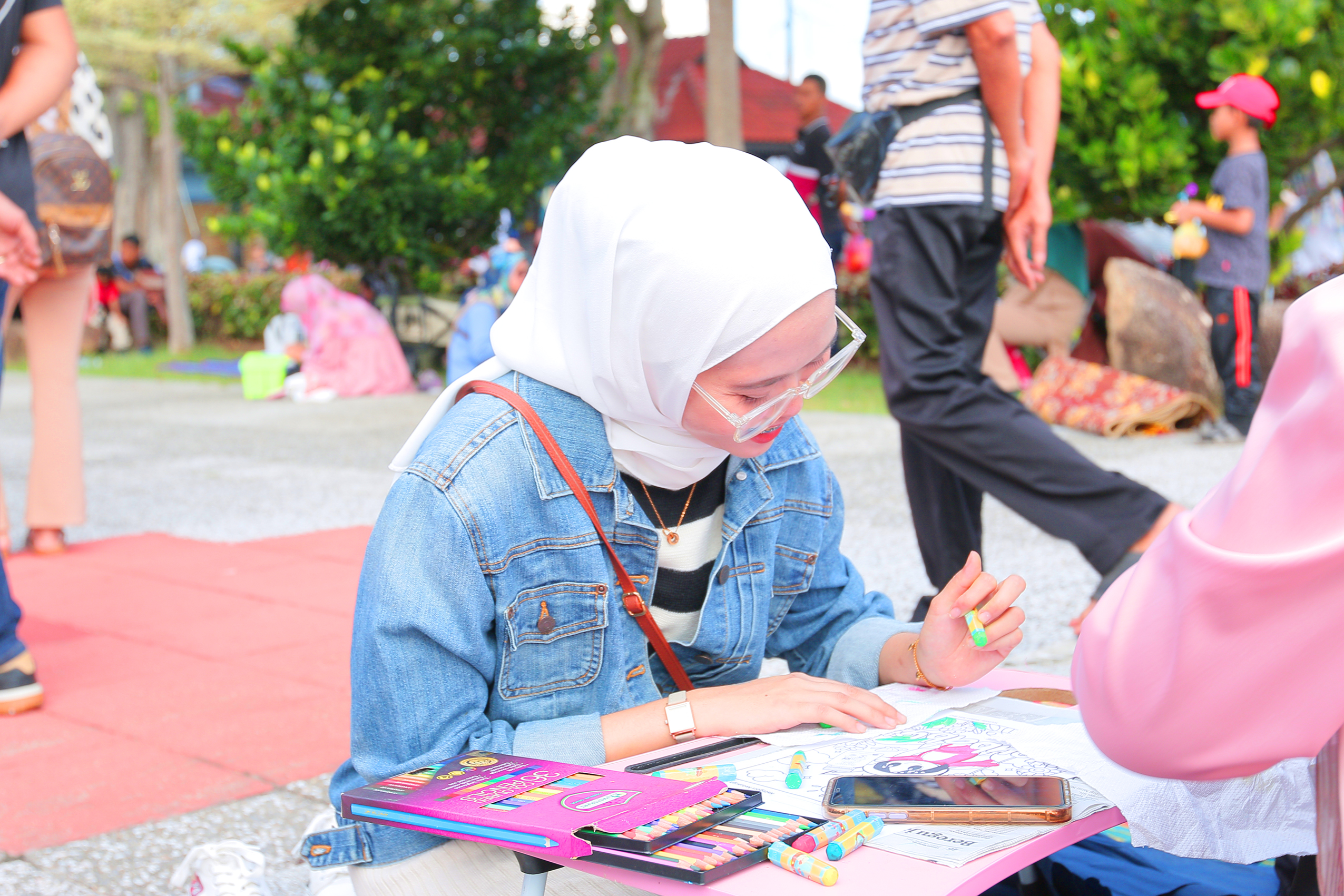 Yok Mewarna 2024 Photo 5
