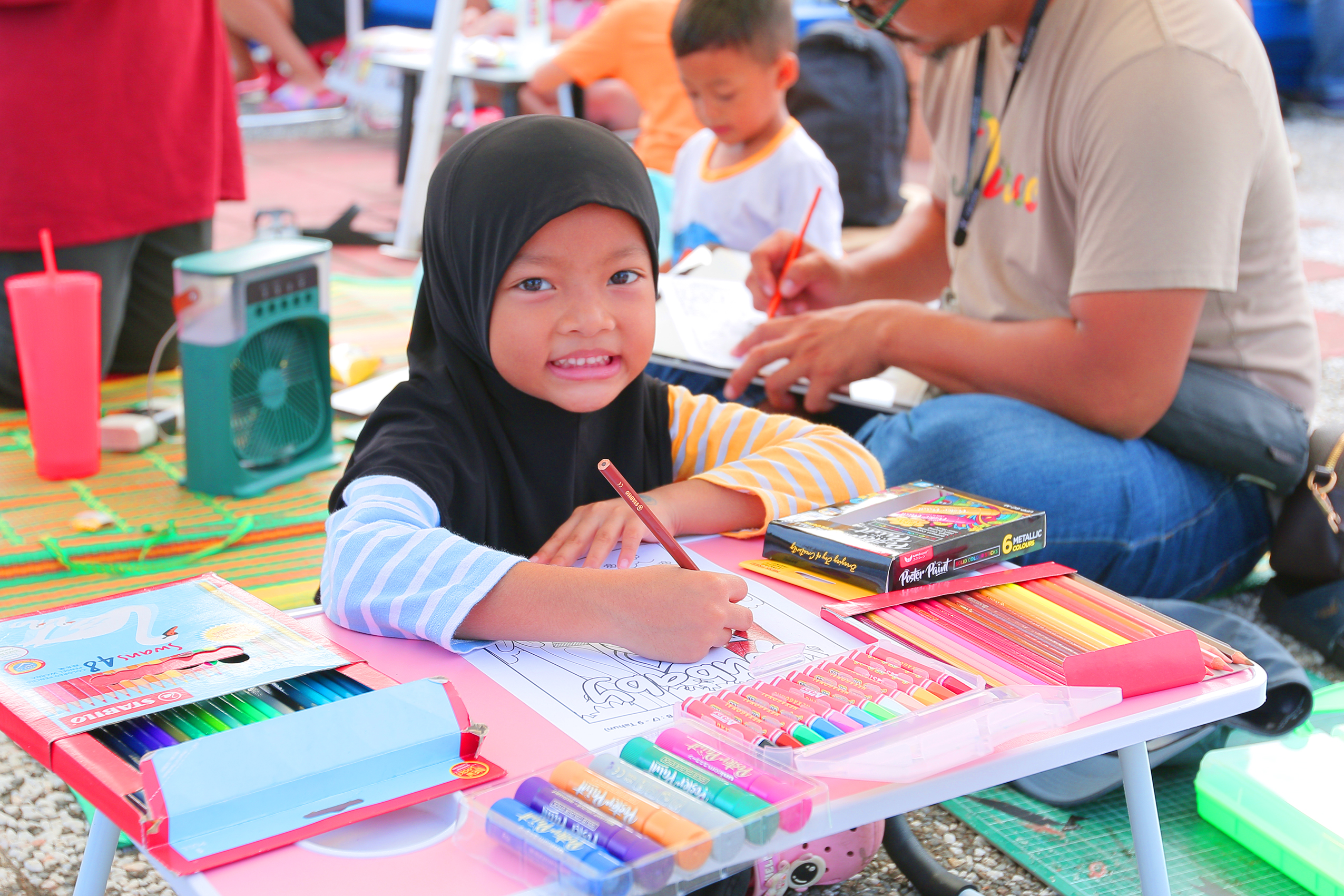 Yok Mewarna 2024 Photo 4