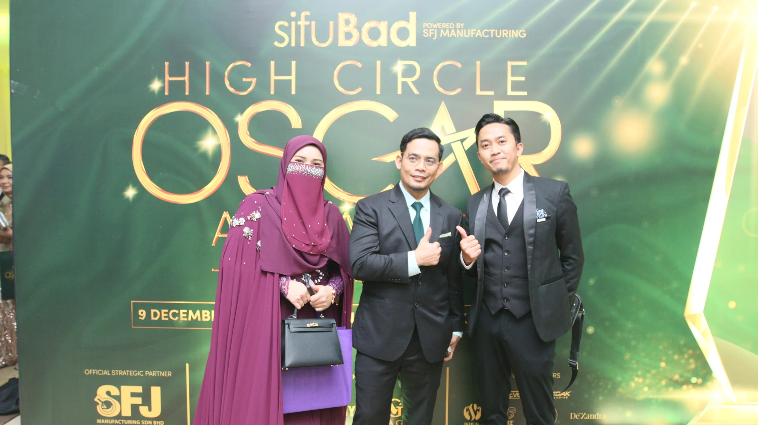 High Circle Oscar Awards Photo 2